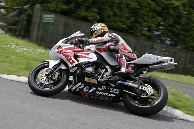Guy Martin in action at Oliver's Mount (Alan Horner)